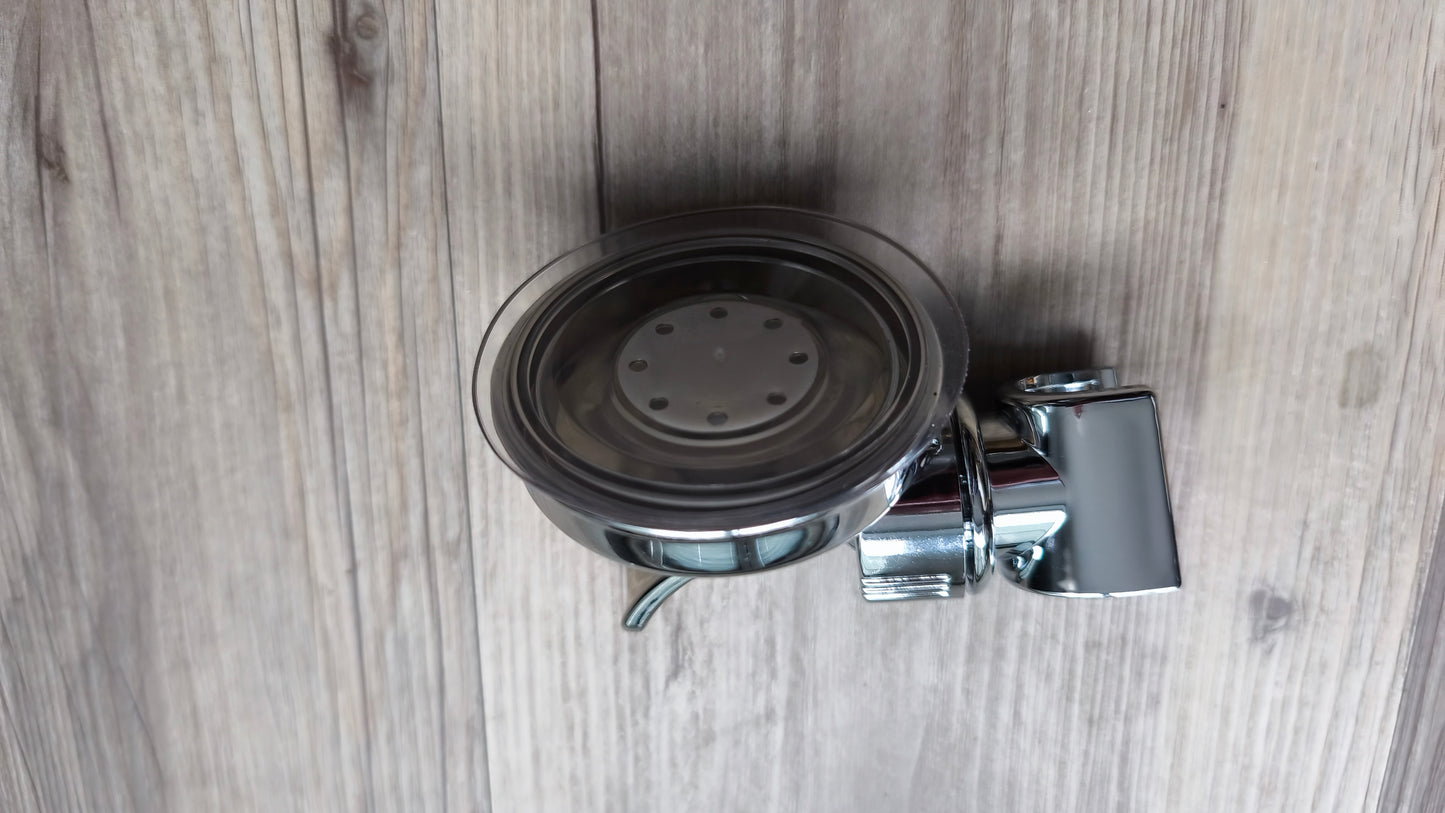Standard Außenduschset für den Wasserhahn mit Perlator in einer kleinen Tasche