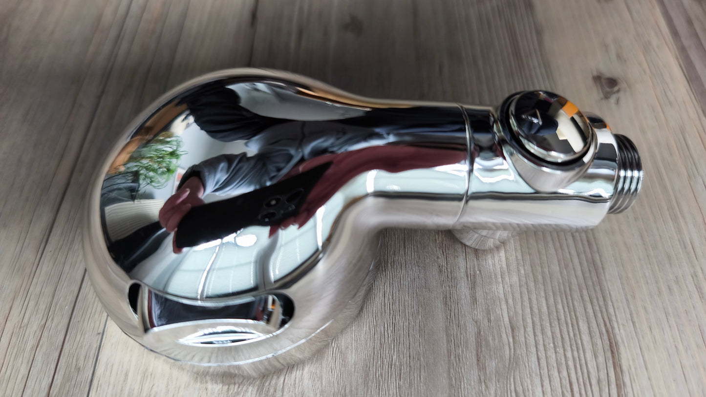 Exclusiv Außenduschset für den Wasserhahn mit Perlator in einer kleinen Tasche