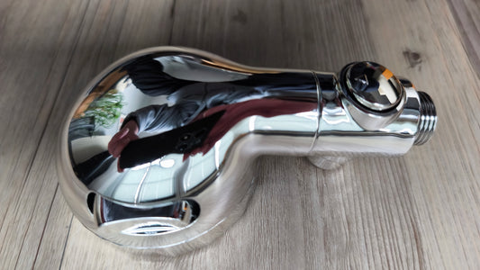 Exclusiv Außenduschset für den Wasserhahn mit Perlator in einer kleinen Tasche